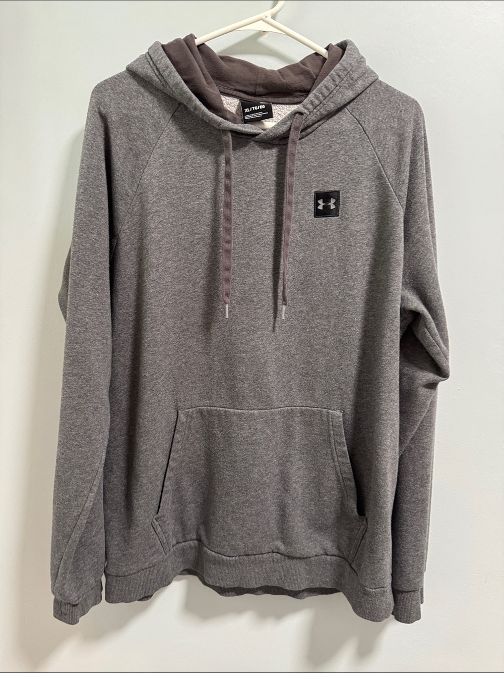 Under Armour Men's Dark Gray Hooded Pullover Sweatshirt